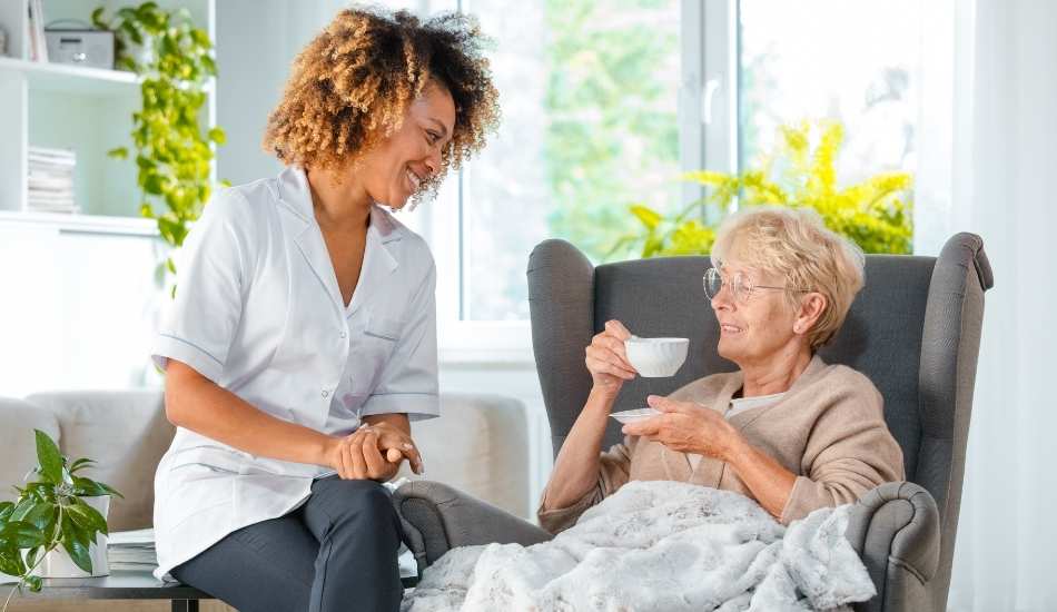 Ofertas de trabajo para cuidar ancianos en casa